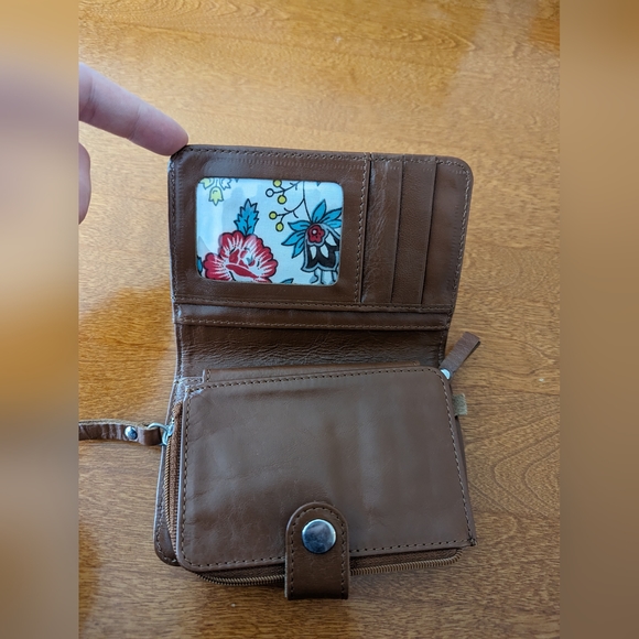 Brown wallet with floral print inside - Picture 5 of 5